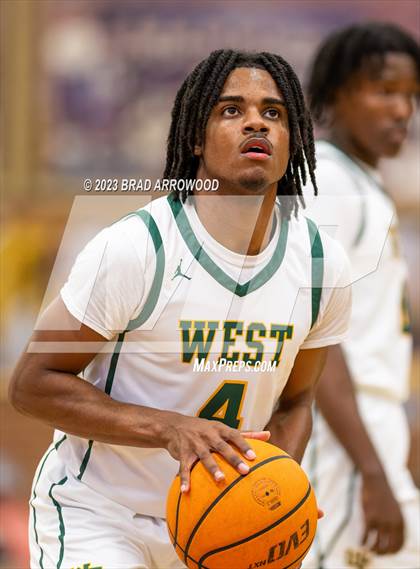 Thumbnail 1 in Northwest Guilford vs West Forsyth (Frank Spencer Holiday Classic) photogallery.