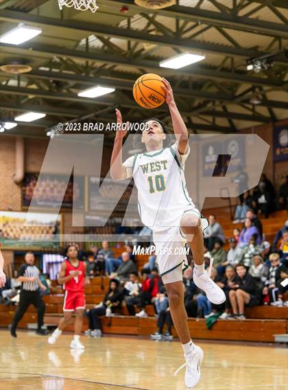 Thumbnail 3 in Northwest Guilford vs West Forsyth (Frank Spencer Holiday Classic) photogallery.