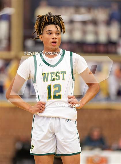Thumbnail 2 in Northwest Guilford vs West Forsyth (Frank Spencer Holiday Classic) photogallery.
