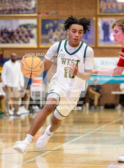 Thumbnail 3 in Northwest Guilford vs West Forsyth (Frank Spencer Holiday Classic) photogallery.