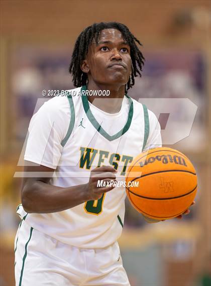 Thumbnail 1 in Northwest Guilford vs West Forsyth (Frank Spencer Holiday Classic) photogallery.