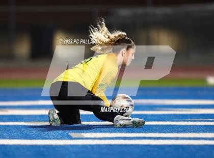Thumbnail 2 in Vanden @ Vista del Lago photogallery.