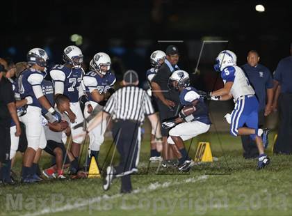 Thumbnail 3 in St. Genevieve vs. Fillmore photogallery.