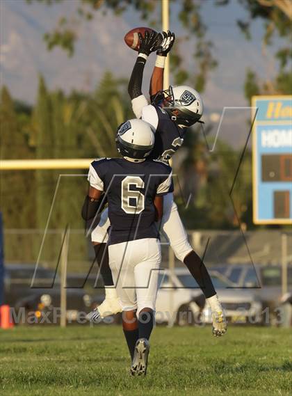 Thumbnail 3 in St. Genevieve vs. Fillmore photogallery.