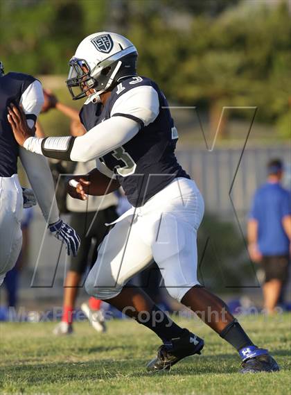 Thumbnail 2 in St. Genevieve vs. Fillmore photogallery.