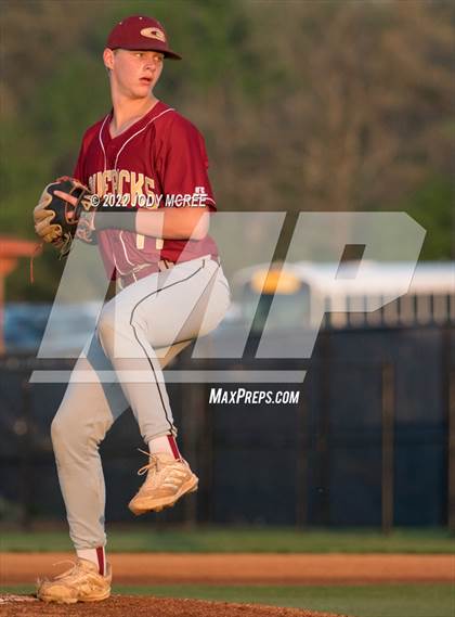 Thumbnail 2 in Germantown vs. Lewisburg photogallery.