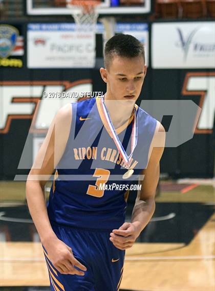 Thumbnail 1 in Ripon Christian vs. Sacramento Adventist (CIF SJS D6 Final) photogallery.