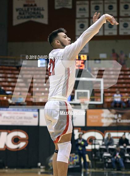 Thumbnail 3 in Ripon Christian vs. Sacramento Adventist (CIF SJS D6 Final) photogallery.
