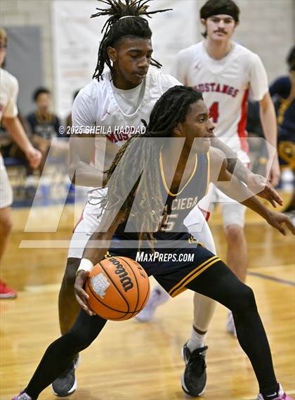 Thumbnail 1 in Boca Ciega vs Northside Christian. (SunBash Tourney) photogallery.