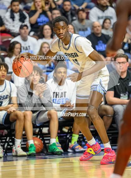 Thumbnail 3 in Windham vs. Sports & Medical Sciences Academy (CIAC Class V Final) photogallery.