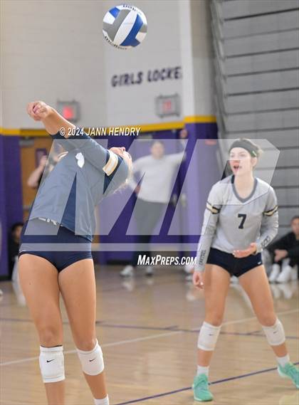 Thumbnail 2 in Skutt Catholic vs. Casteel (Durango Fall Classic) photogallery.