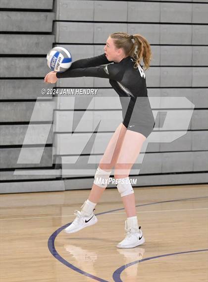 Thumbnail 3 in Skutt Catholic vs. Casteel (Durango Fall Classic) photogallery.