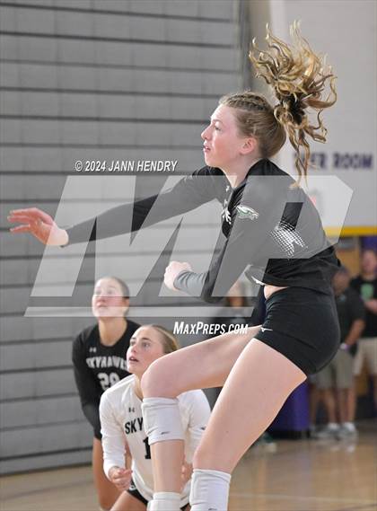 Thumbnail 3 in Skutt Catholic vs. Casteel (Durango Fall Classic) photogallery.