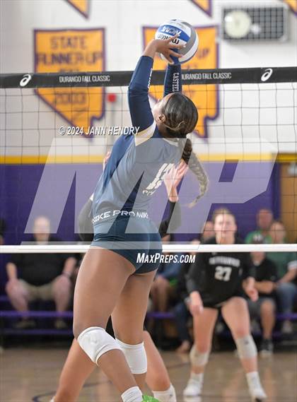 Thumbnail 3 in Skutt Catholic vs. Casteel (Durango Fall Classic) photogallery.