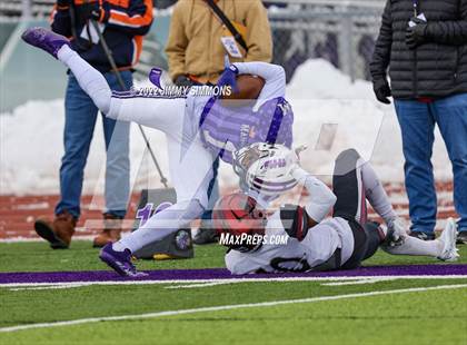Thumbnail 3 in Peoria @ Mascoutah (IHSA 5A Quarterfinal) photogallery.