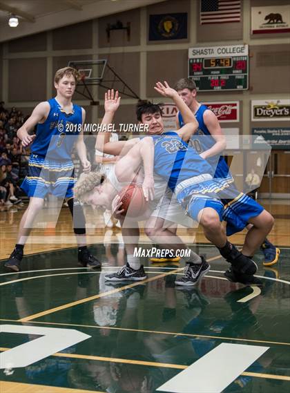 Thumbnail 2 in Redding Christian vs. Fall River (CIF NS D6 Final) photogallery.