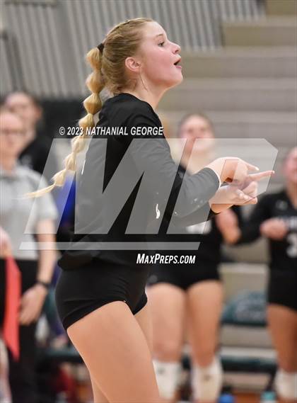 Thumbnail 3 in Marian @ Millard West photogallery.