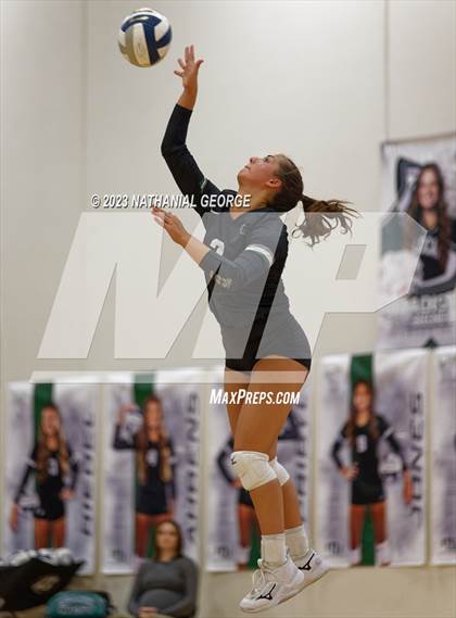 Thumbnail 3 in Marian @ Millard West photogallery.