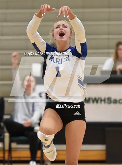 Thumbnail 2 in Marian @ Millard West photogallery.