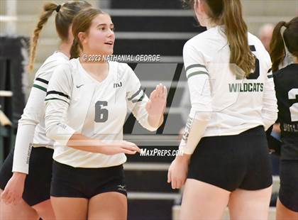 Thumbnail 2 in Marian @ Millard West photogallery.