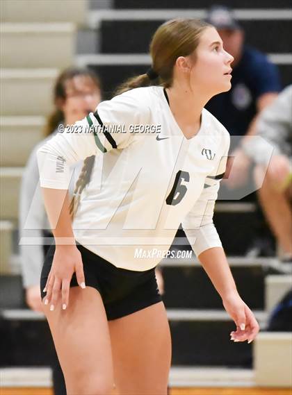 Thumbnail 1 in Marian @ Millard West photogallery.