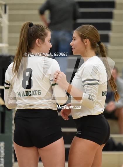 Thumbnail 2 in Marian @ Millard West photogallery.