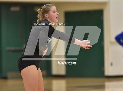 Thumbnail 2 in Marian @ Millard West photogallery.