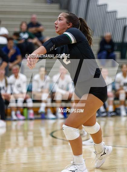 Thumbnail 3 in Marian @ Millard West photogallery.