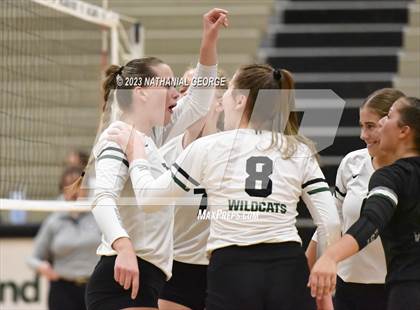 Thumbnail 2 in Marian @ Millard West photogallery.