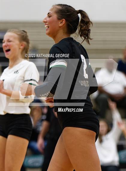 Thumbnail 2 in Marian @ Millard West photogallery.