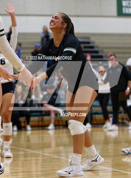 Thumbnail 3 in Marian @ Millard West photogallery.