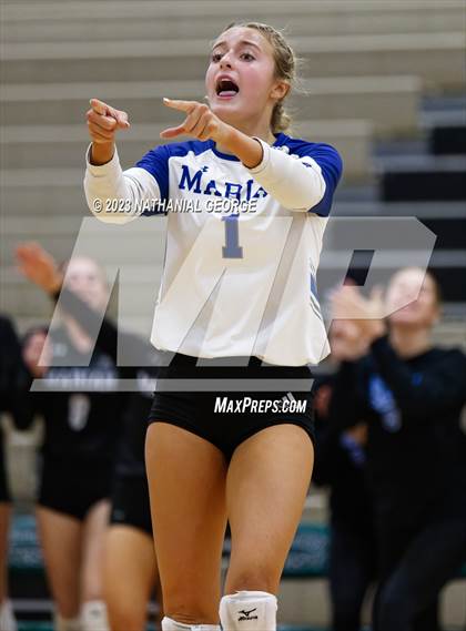 Thumbnail 3 in Marian @ Millard West photogallery.
