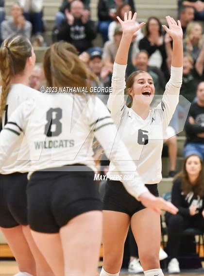 Thumbnail 2 in Marian @ Millard West photogallery.