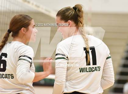 Thumbnail 2 in Marian @ Millard West photogallery.