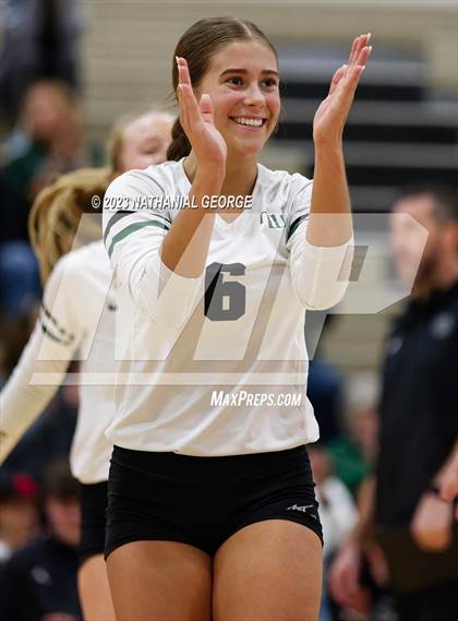 Thumbnail 1 in Marian @ Millard West photogallery.