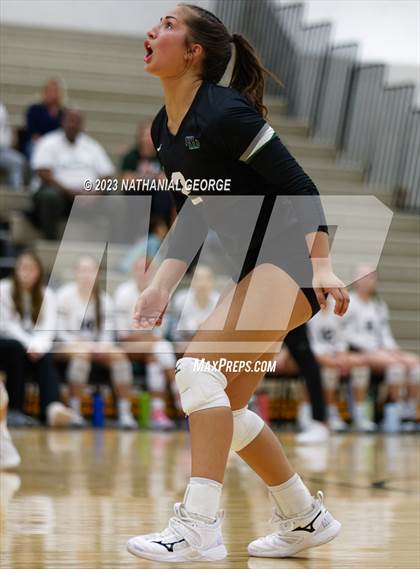 Thumbnail 2 in Marian @ Millard West photogallery.