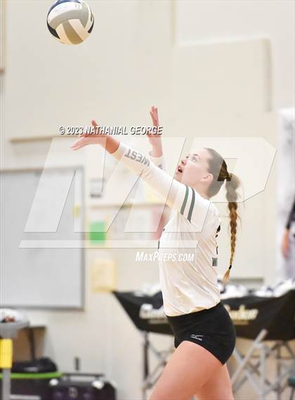 Thumbnail 2 in Marian @ Millard West photogallery.
