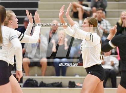 Thumbnail 2 in Marian @ Millard West photogallery.