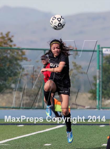 Thumbnail 3 in Archbishop Mitty vs. Woodside (CIF CCS D2 Final) photogallery.