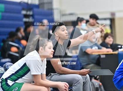 Thumbnail 1 in Vista PEAK Prep vs Kennedy photogallery.