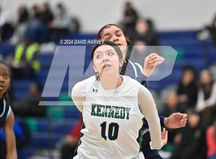 Thumbnail 1 in Vista PEAK Prep vs Kennedy photogallery.
