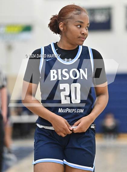 Thumbnail 1 in Vista PEAK Prep vs Kennedy photogallery.