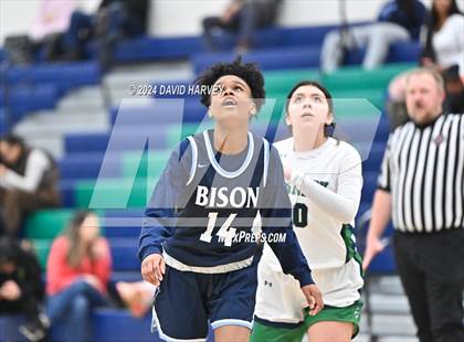 Thumbnail 3 in Vista PEAK Prep vs Kennedy photogallery.