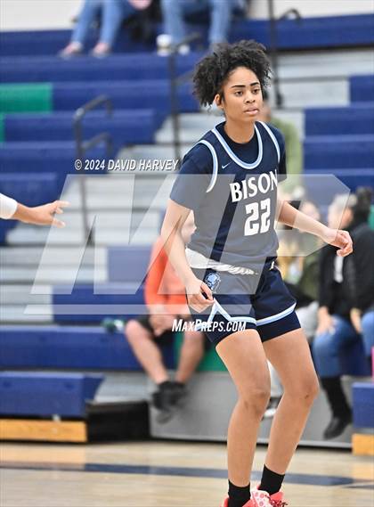 Thumbnail 3 in Vista PEAK Prep vs Kennedy photogallery.