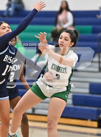 Thumbnail 3 in Vista PEAK Prep vs Kennedy photogallery.