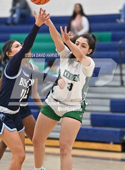 Thumbnail 2 in Vista PEAK Prep vs Kennedy photogallery.