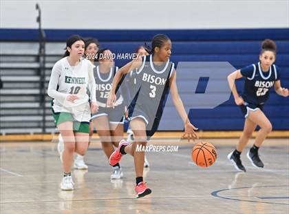 Thumbnail 1 in Vista PEAK Prep vs Kennedy photogallery.