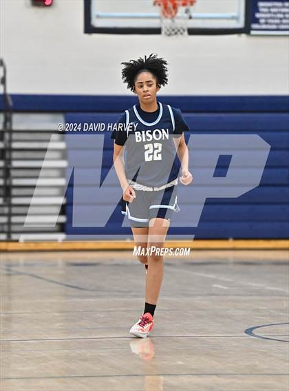 Thumbnail 2 in Vista PEAK Prep vs Kennedy photogallery.