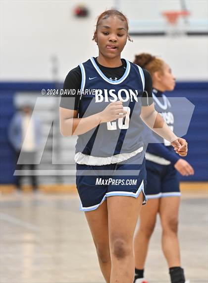 Thumbnail 3 in Vista PEAK Prep vs Kennedy photogallery.