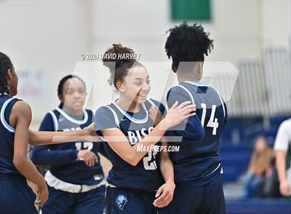 Thumbnail 3 in Vista PEAK Prep vs Kennedy photogallery.